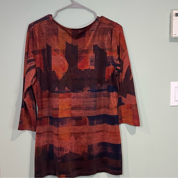 6/$25 Energie Women's Top in Earthy Tones - Picture 6 of 8